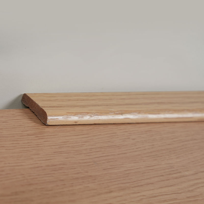 Dải chuyển tiếp bằng gỗ nguyên khối (Được bọc bằng Veneer sồi đỏ + Sơn) - Màu gỗ sồi 6/25' x 1 3/8'